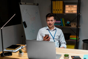 From Learner to Leader: How Online Education Builds Entrepreneurs