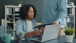 How Employers Measure Job Readiness Beyond Academic Scores