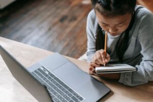The Student Attention Budget: Designing Digital Education Around Limited Attention
