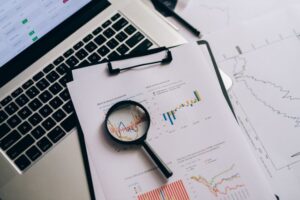 Self-Auditing Curriculum: AI learning system check its content